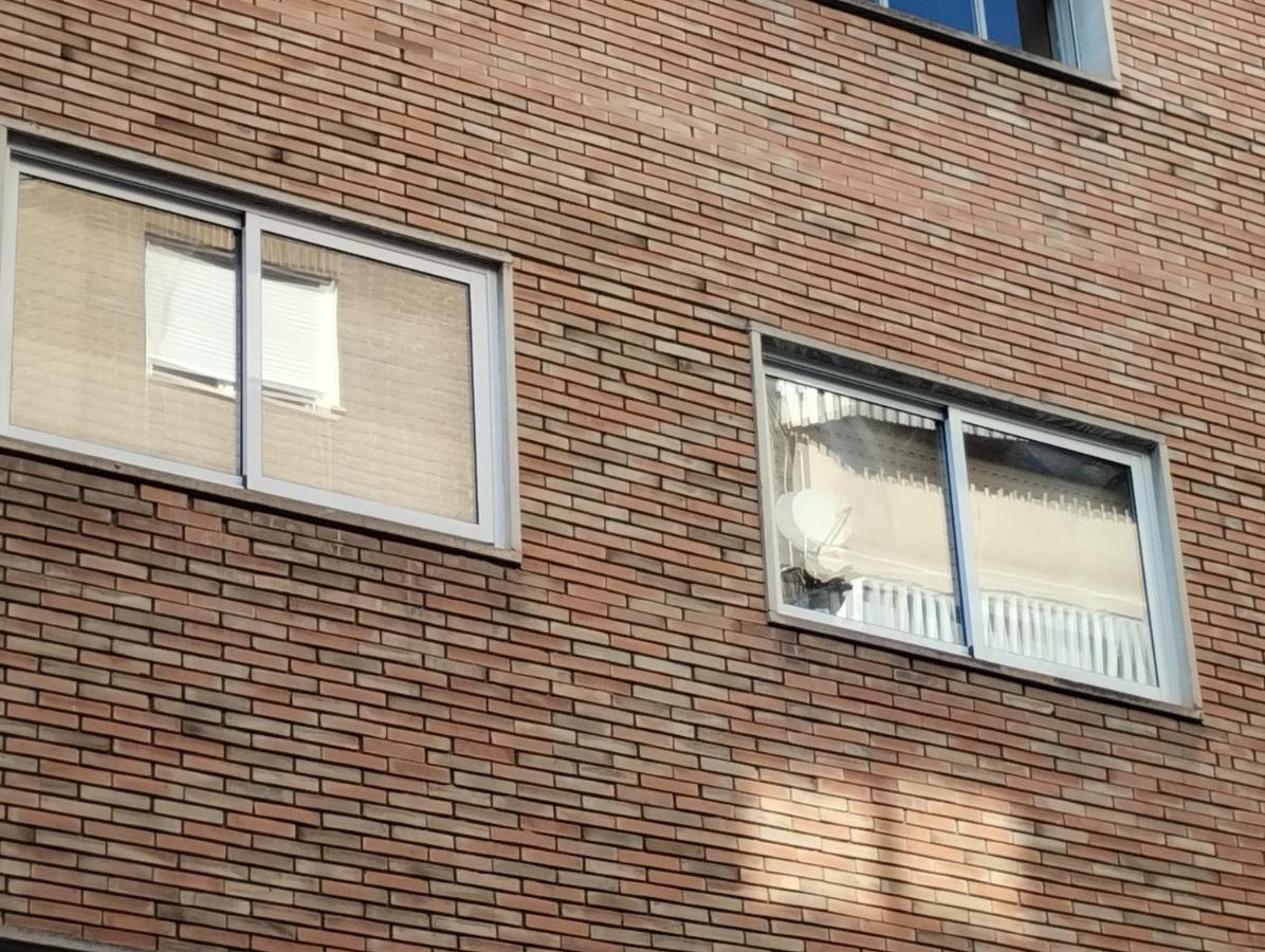 Céntrico Piso Con Aparcamiento Appartement